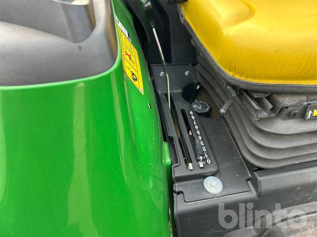 Tracteur agricole John Deere 3038E (Neufahrzeug, Bj. 2025): photos 19