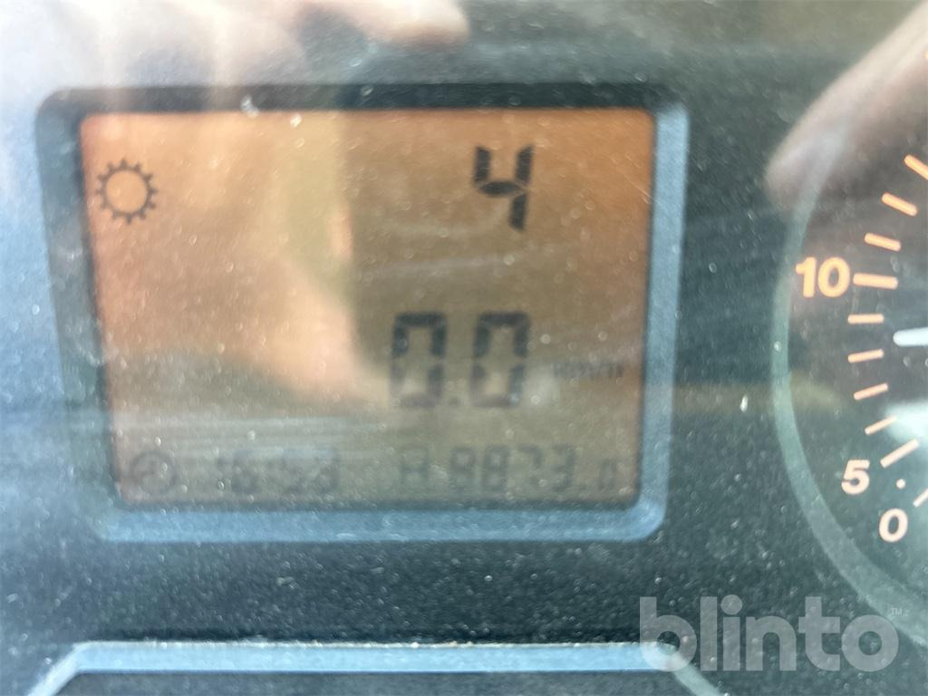 John Deere 6320 (2004) - Tracteur agricole: photos 5 John Deere 6320 (2004) - Tracteur agricole: photos 5