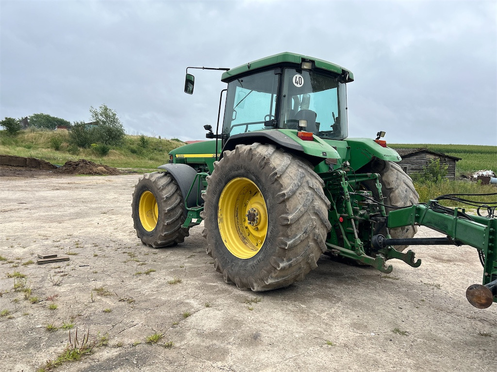 John Deere 8400 (1998) - Tracteur agricole: photos 3 John Deere 8400 (1998) - Tracteur agricole: photos 3