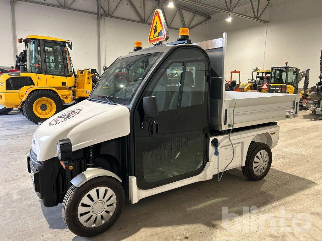 LIGIER PROFESSIONAL - Utilitaire électrique compact, Utilitaire plateau: photos 3 LIGIER PROFESSIONAL - Utilitaire électrique compact, Utilitaire plateau: photos 3