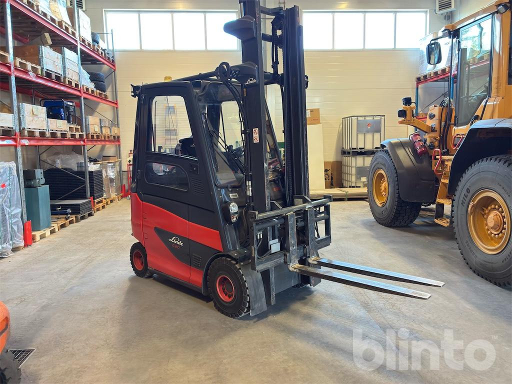 Linde E20H 600 - Chariot élévateur: photos 3 Linde E20H 600 - Chariot élévateur: photos 3