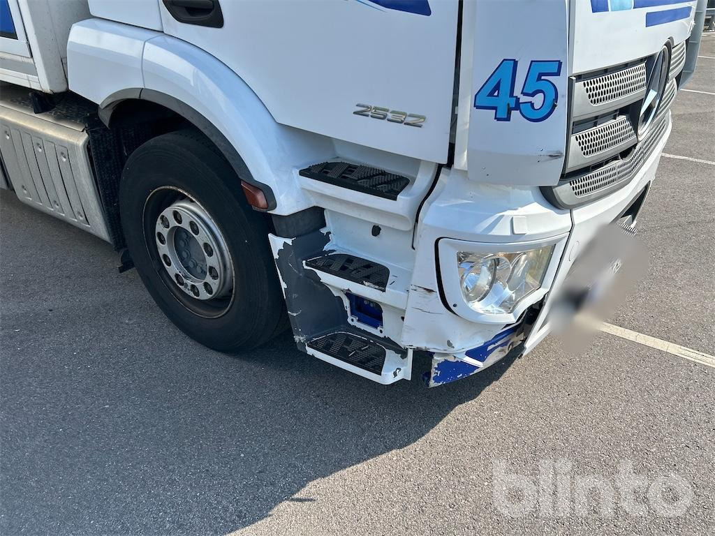Camion fourgon MERCEDES-BENZ: photos 6