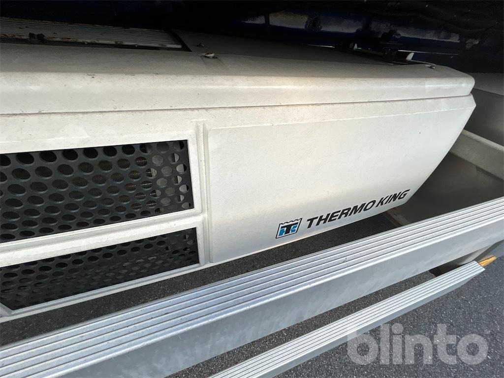 Camion fourgon MERCEDES-BENZ: photos 37