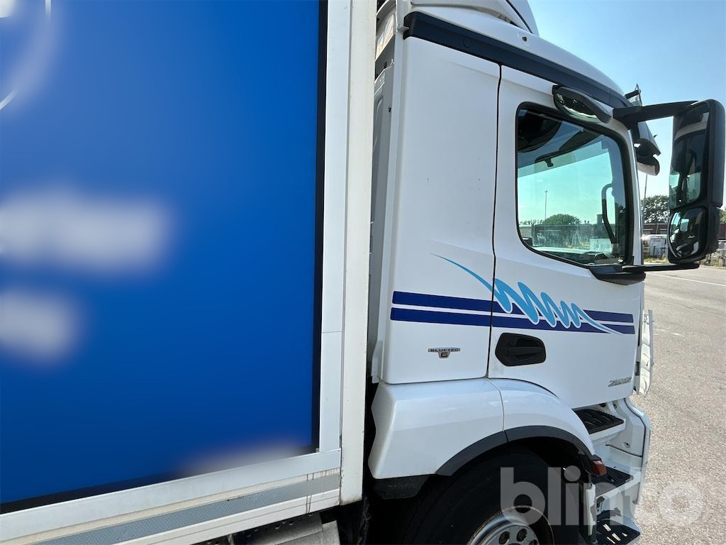 Camion fourgon MERCEDES-BENZ: photos 30