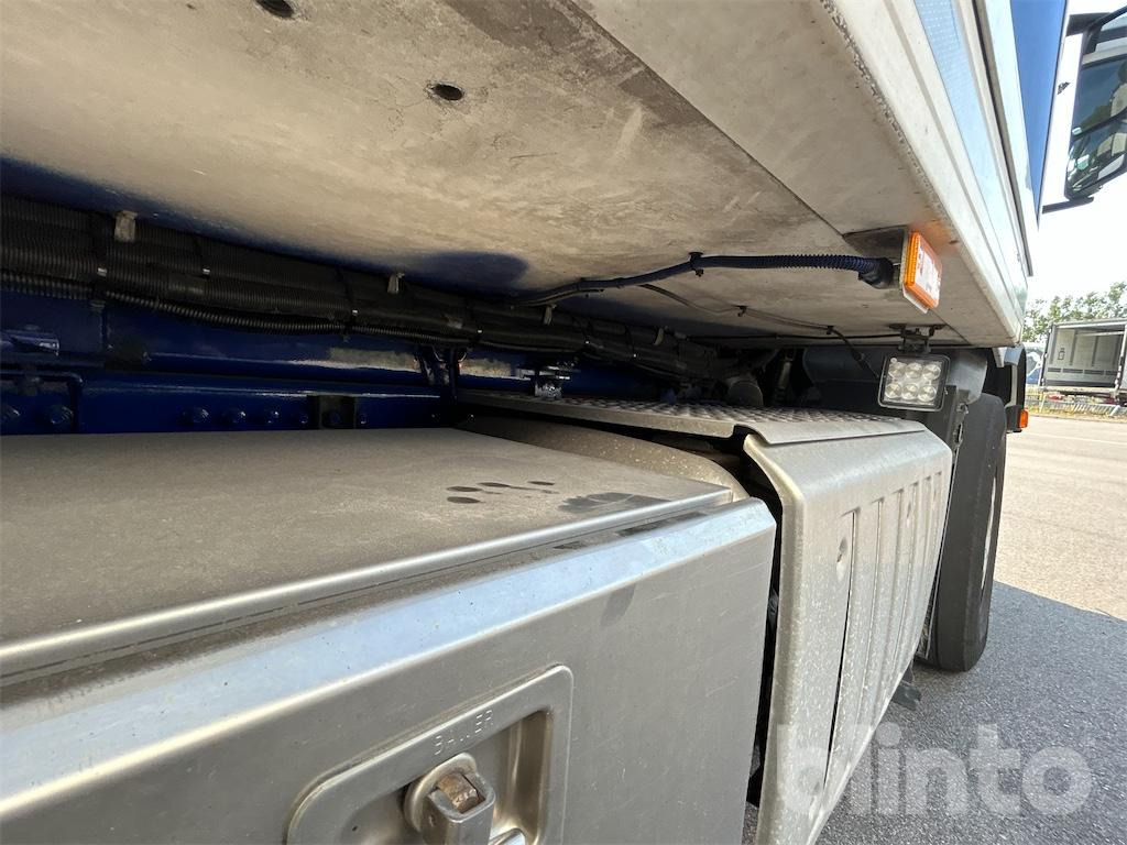 Camion fourgon MERCEDES-BENZ: photos 35