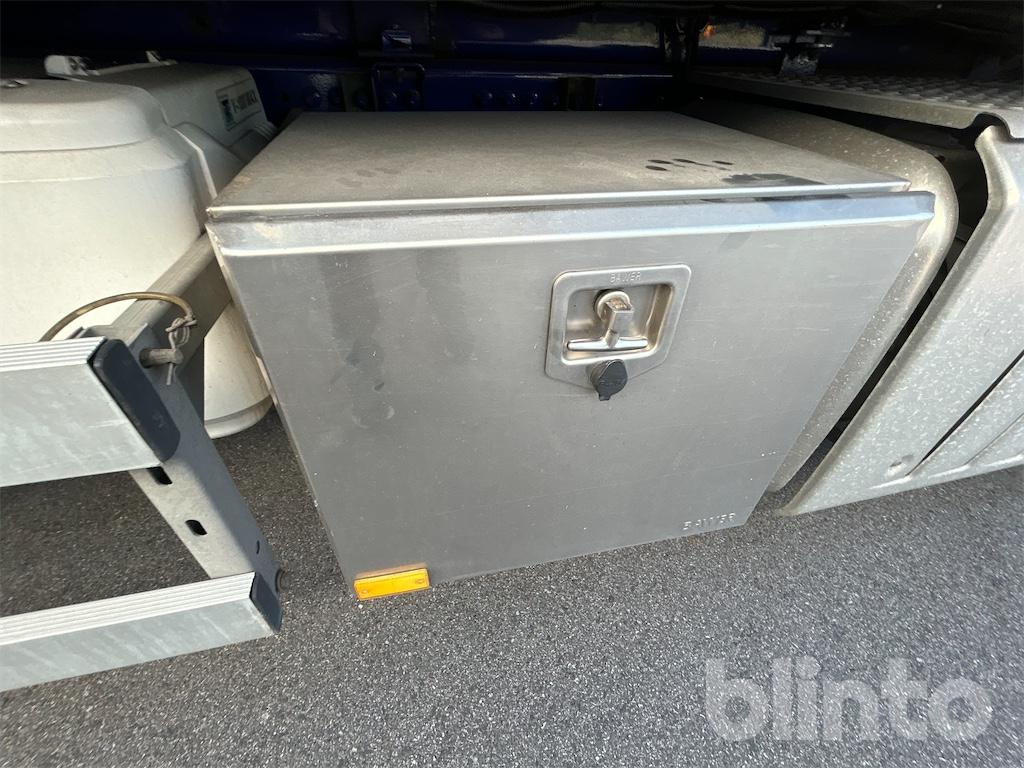 Camion fourgon MERCEDES-BENZ: photos 34