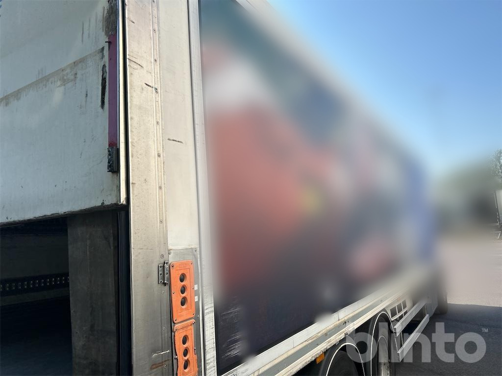 Camion fourgon MERCEDES-BENZ: photos 8