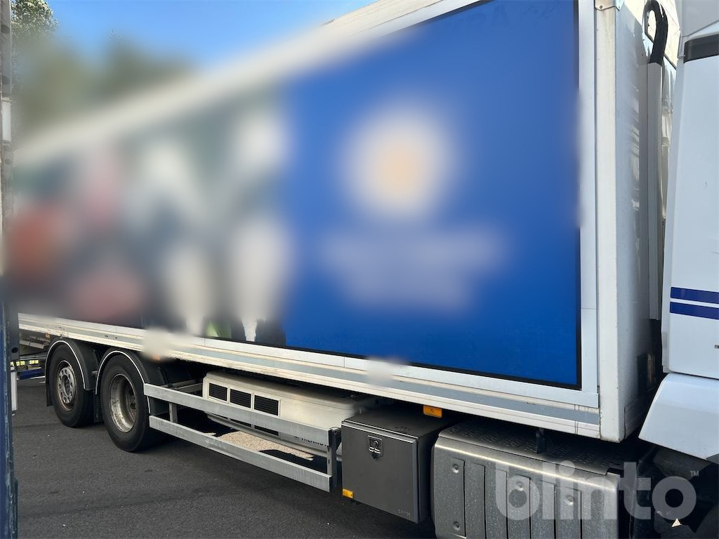 Camion fourgon MERCEDES-BENZ: photos 7