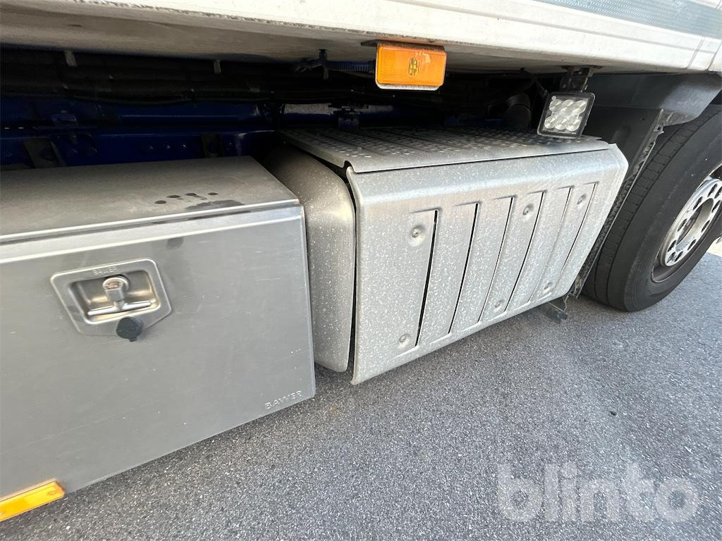 Camion fourgon MERCEDES-BENZ: photos 33