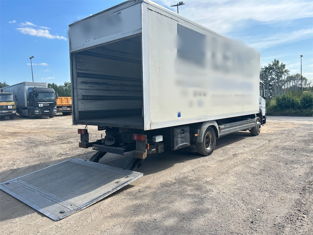Mercedes-Benz Atego 1229 - Camion fourgon: photos 4 Mercedes-Benz Atego 1229 - Camion fourgon: photos 4