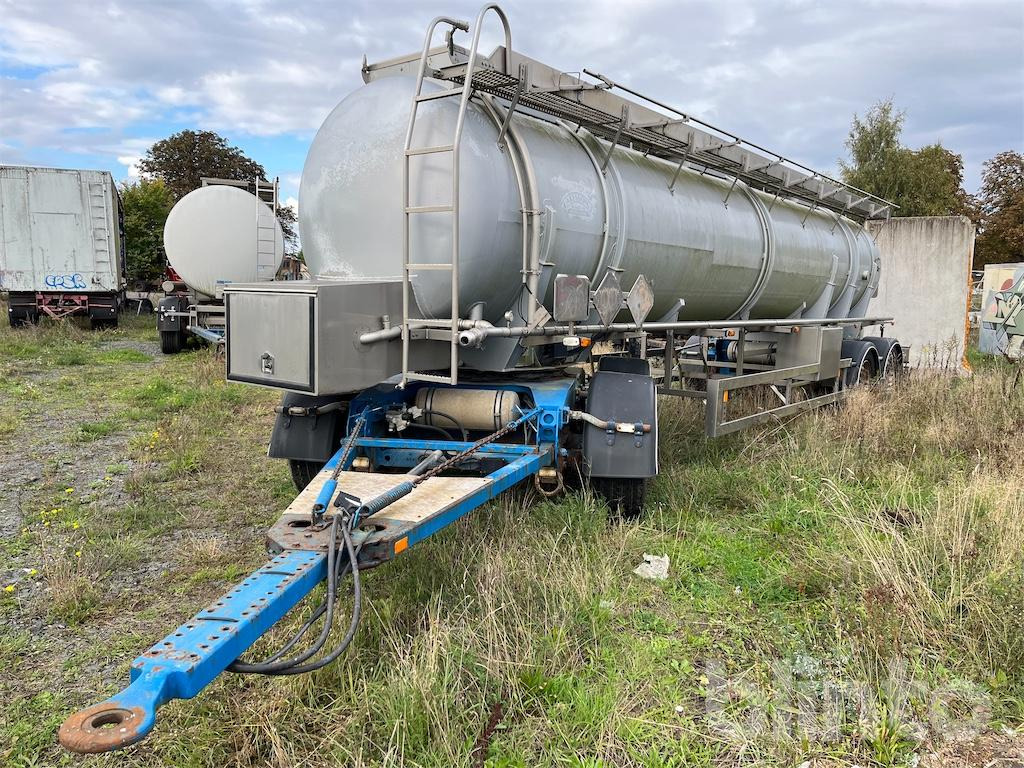 OBAS ADR 22-1 - Remorque citerne: photos 1 OBAS ADR 22-1 - Remorque citerne: photos 1