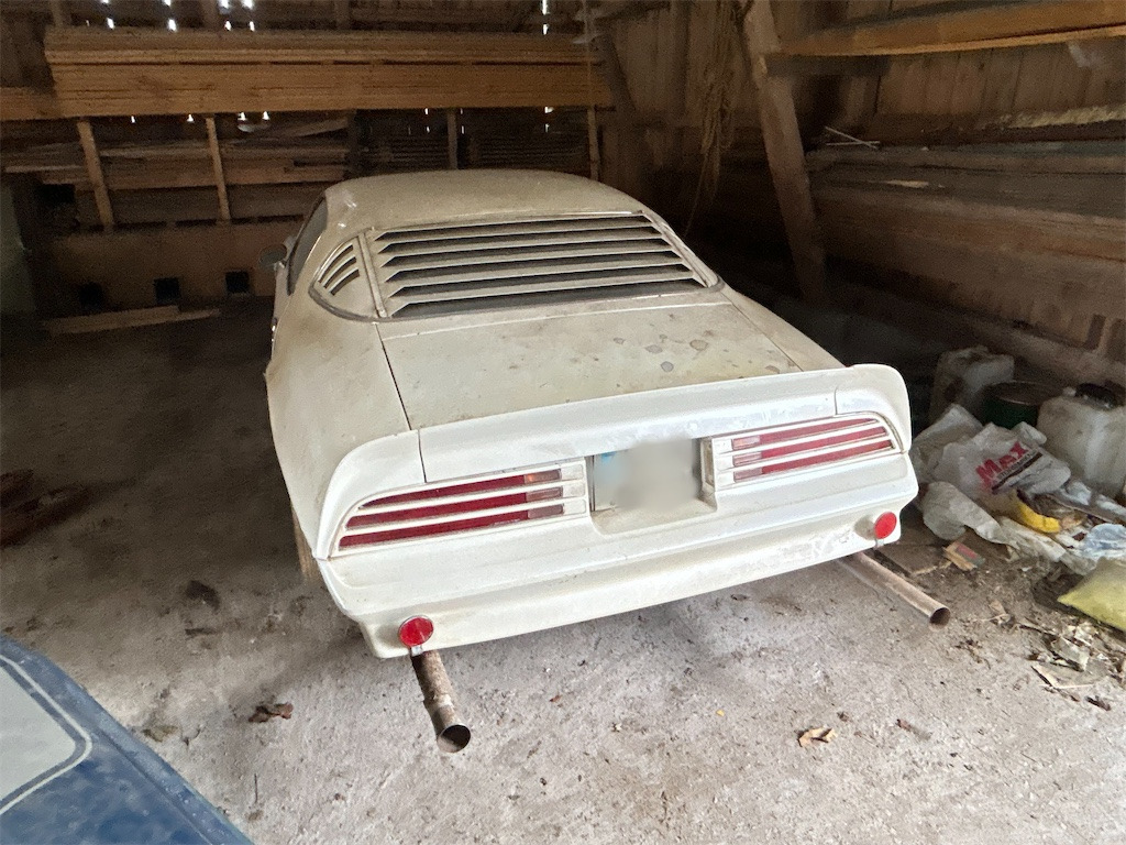PONTIAC TRANS AM - Voiture: photos 3 PONTIAC TRANS AM - Voiture: photos 3