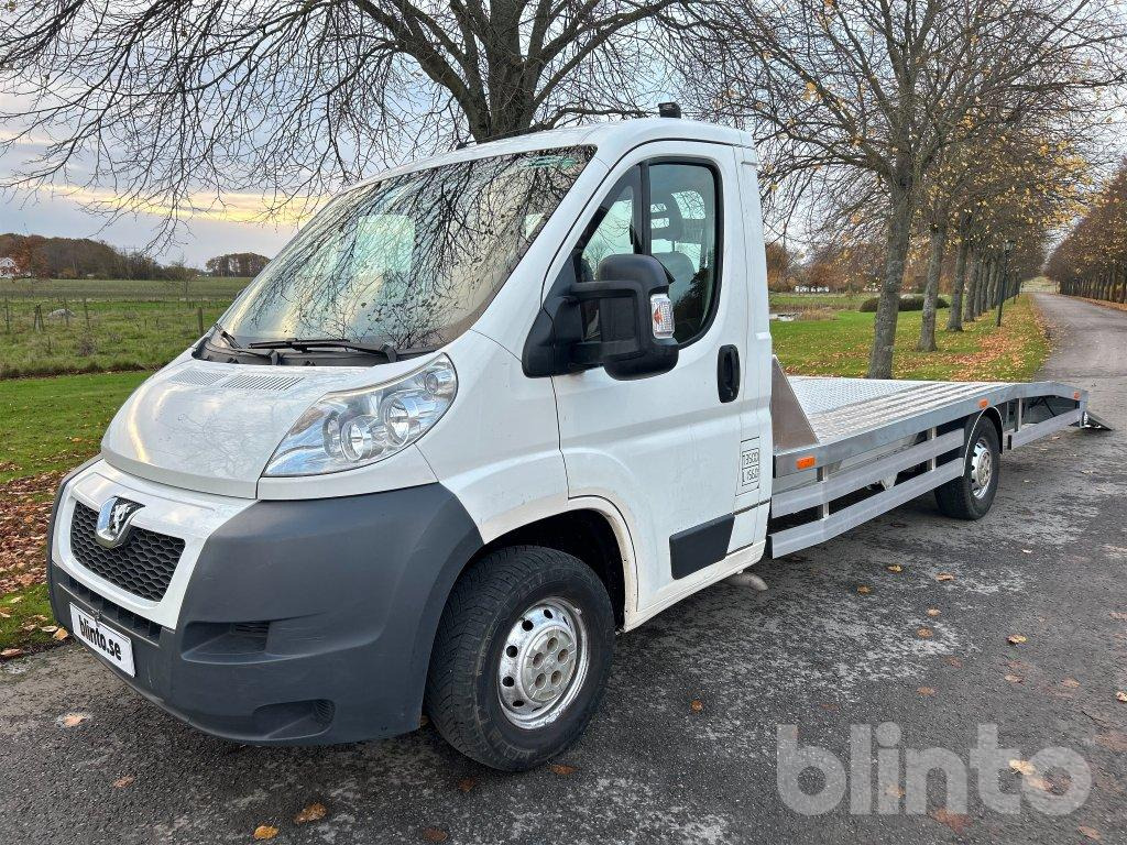 Peugeot Boxer - Aluminium byggnation - Camion porte-voitures: photos 1 Peugeot Boxer - Aluminium byggnation - Camion porte-voitures: photos 1