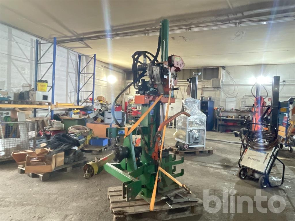 Posch HydroCombi 15T PZG - Fendeuse de bûches: photos 3 Posch HydroCombi 15T PZG - Fendeuse de bûches: photos 3