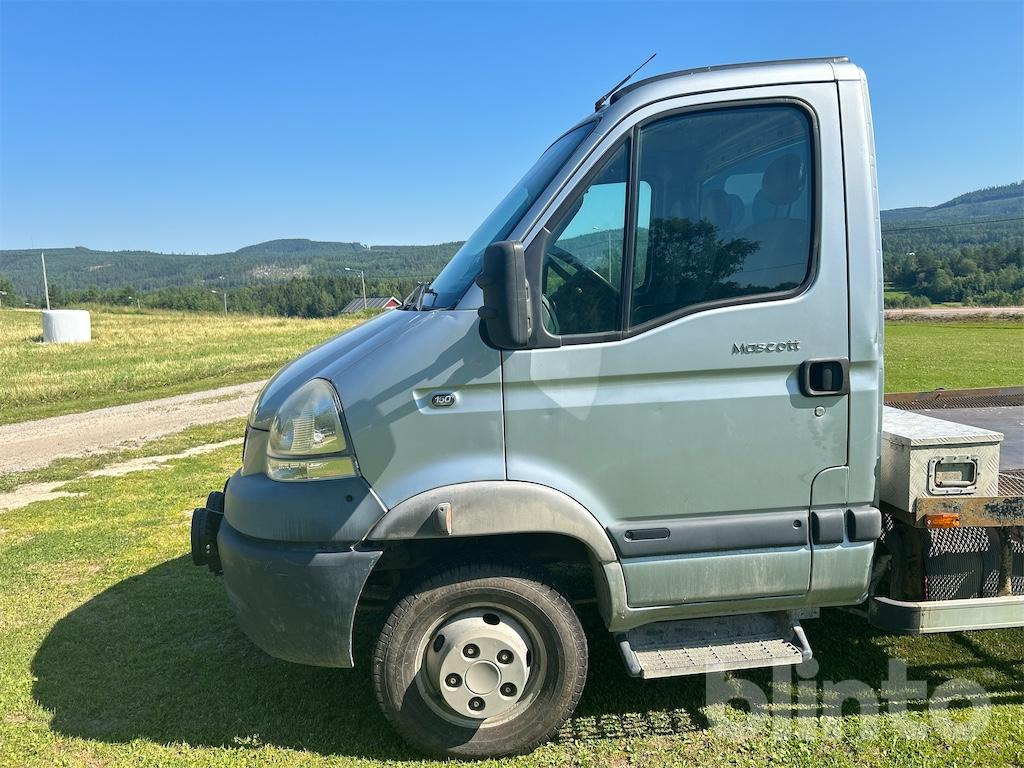 Camion porte-voitures RENAULT: photos 9