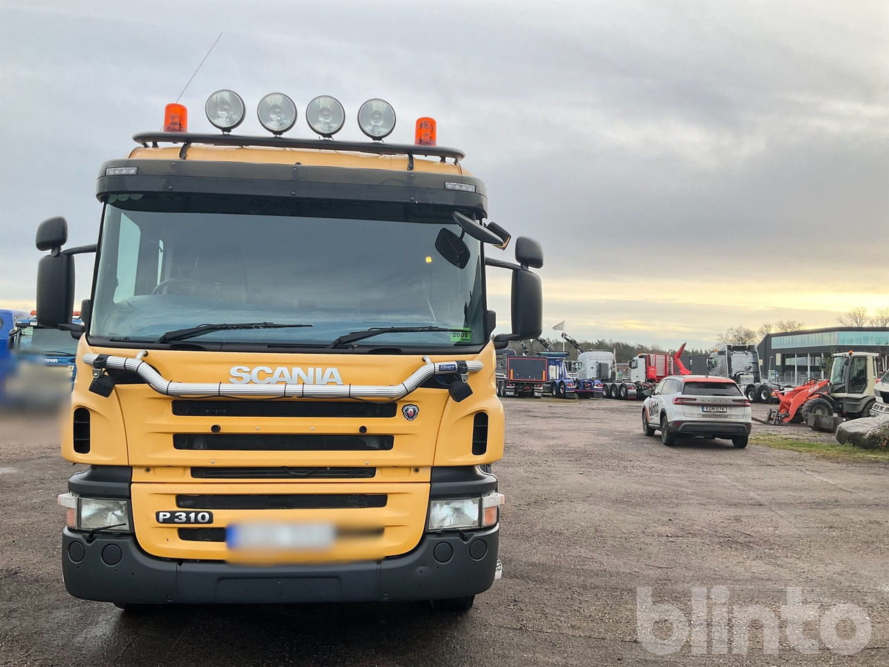 SCANIA P310 DB6X2 4MNB - Balayeuse de voirie: photos 5 SCANIA P310 DB6X2 4MNB - Balayeuse de voirie: photos 5