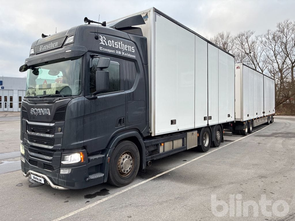 SCANIA - Camion fourgon: photos 1 SCANIA - Camion fourgon: photos 1
