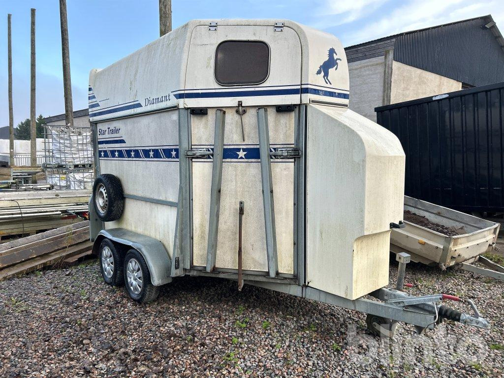 Star Trailer Diamant - Van chevaux: photos 3 Star Trailer Diamant - Van chevaux: photos 3