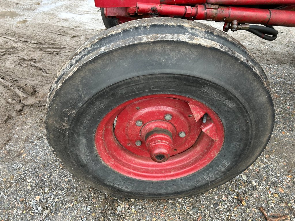 Tracteur agricole VOLVO-BM T 430: photos 13 Tracteur agricole VOLVO-BM T 430: photos 13