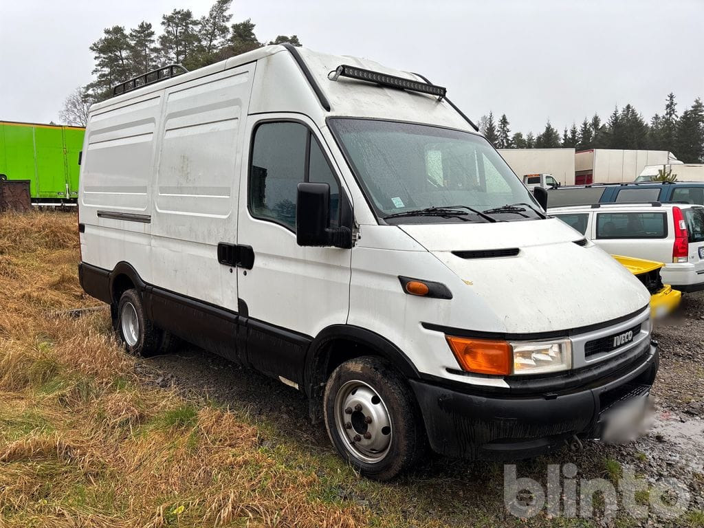 IVECO DAILY 35C15 - Véhicule utilitaire: photos 3 IVECO DAILY 35C15 - Véhicule utilitaire: photos 3