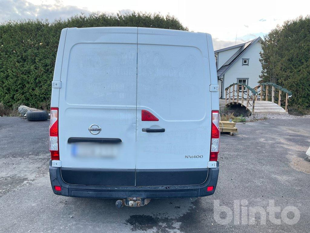 NISSAN M1 NV 400 - Véhicule utilitaire: photos 5 NISSAN M1 NV 400 - Véhicule utilitaire: photos 5