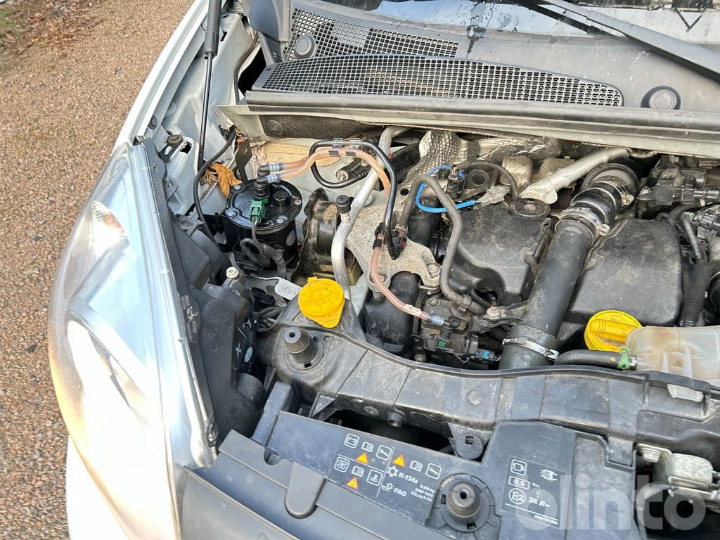 Véhicule utilitaire RENAULT: photos 30 Véhicule utilitaire RENAULT: photos 30