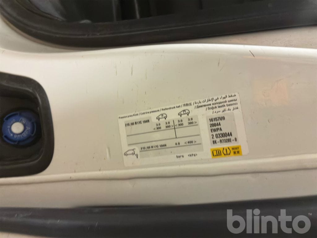 Véhicule utilitaire TOYOTA: photos 48