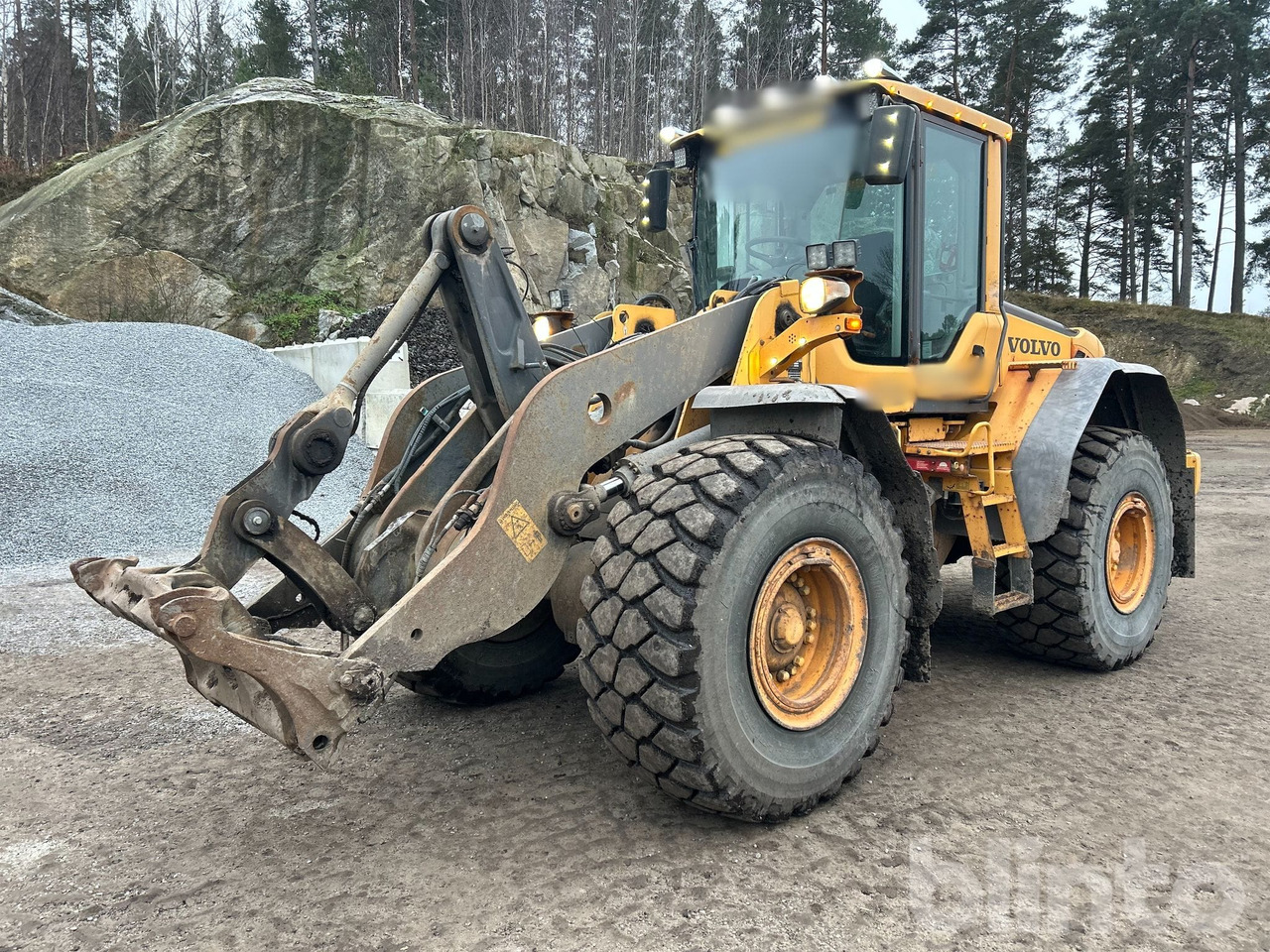 Volvo L110F - Chargeuse sur pneus: photos 1 Volvo L110F - Chargeuse sur pneus: photos 1