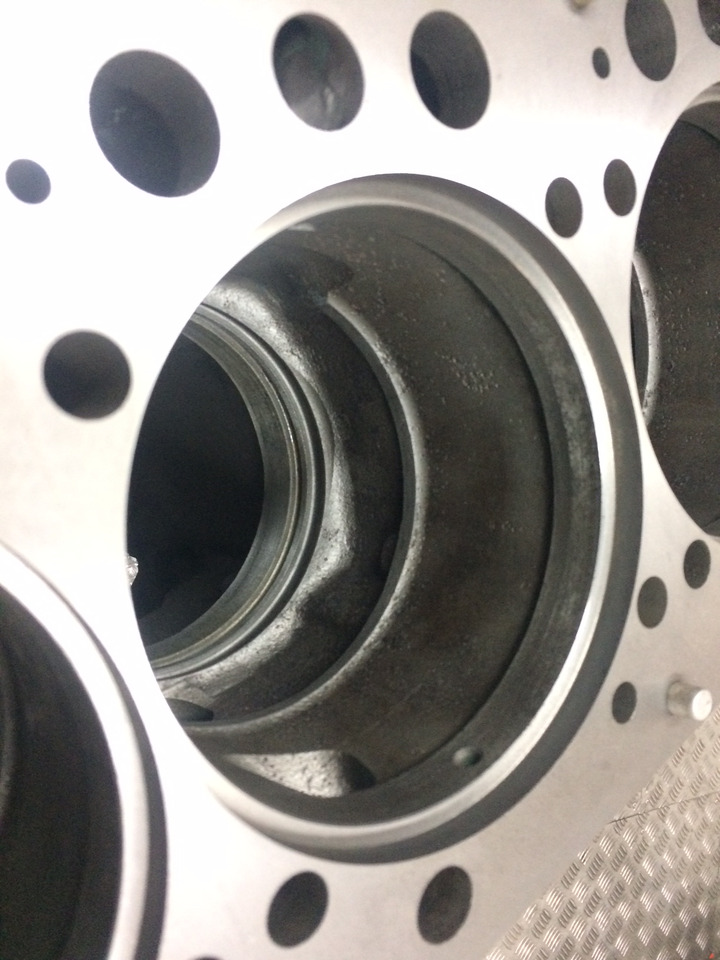 BASAMENTO MERCEDES OM457LA - Carter: photos 2 BASAMENTO MERCEDES OM457LA - Carter: photos 2