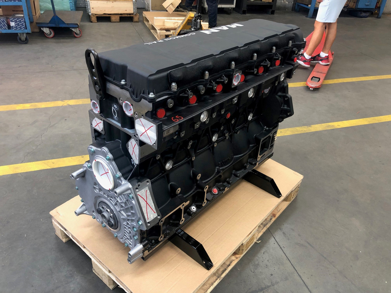 MOTORE ALLEGGERITO MAN D2676LF51 / D2676 LF51 - D2676LF52 / D2676 LF52 - D2676LF53 / D2676 LF53 (camion) - Moteur pour Camion: photos 1 MOTORE ALLEGGERITO MAN D2676LF51 / D2676 LF51 - D2676LF52 / D2676 LF52 - D2676LF53 / D2676 LF53 (camion) - Moteur pour Camion: photos 1