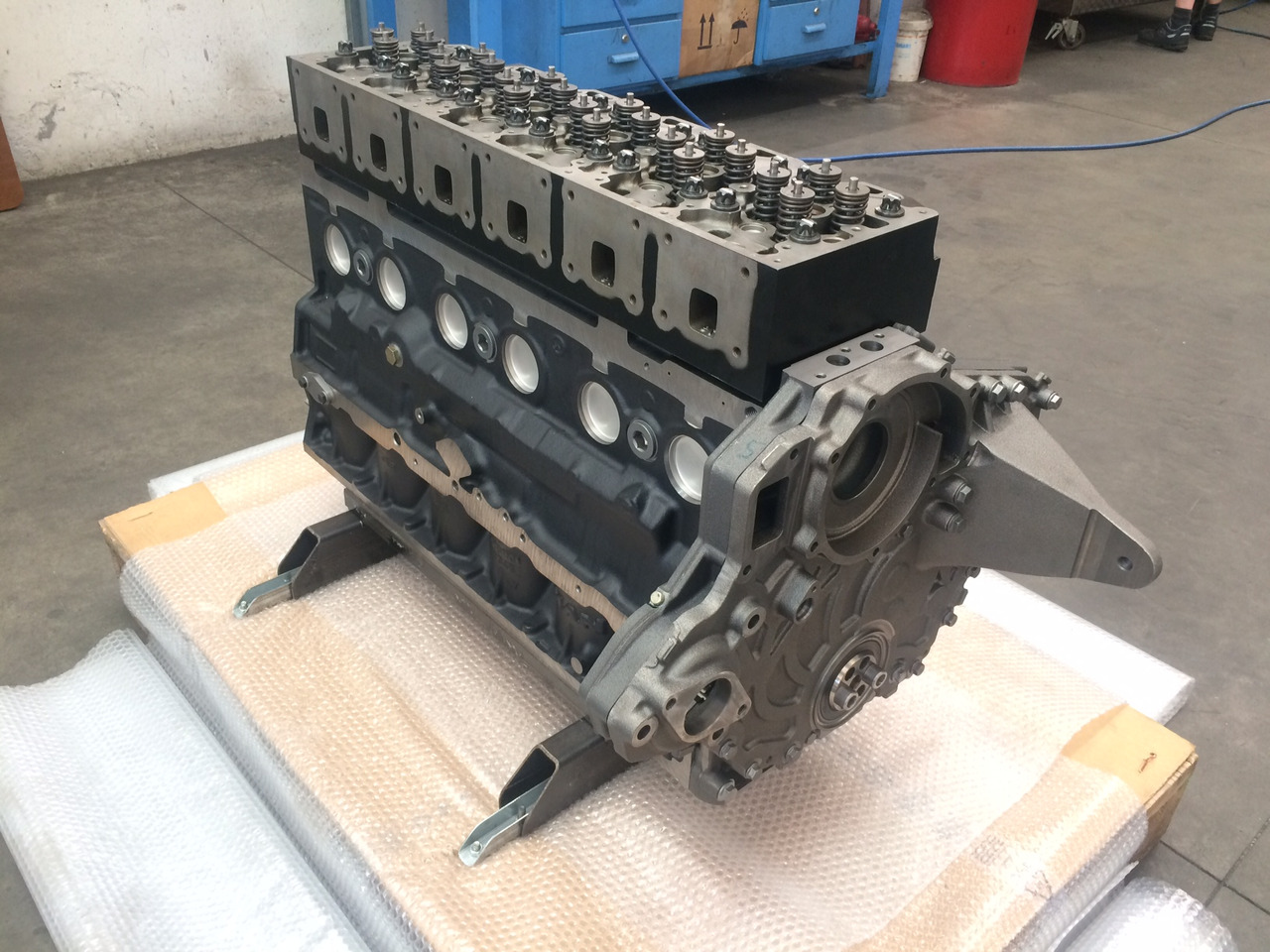 MOTORE MAN D0836LUH41 - 240CV - EURO 3 - BUS - Orizzontale - Moteur pour Bus: photos 1 MOTORE MAN D0836LUH41 - 240CV - EURO 3 - BUS - Orizzontale - Moteur pour Bus: photos 1
