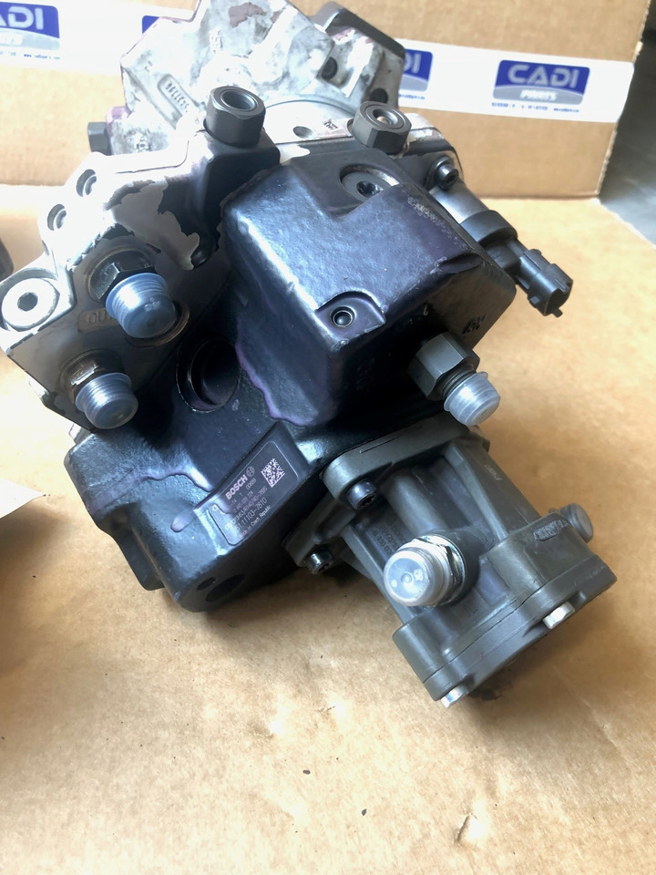 POMPA AD ALTA PRESSIONE BOSCH 0986437383 - Pompe à carburant pour Camion: photos 3 POMPA AD ALTA PRESSIONE BOSCH 0986437383 - Pompe à carburant pour Camion: photos 3
