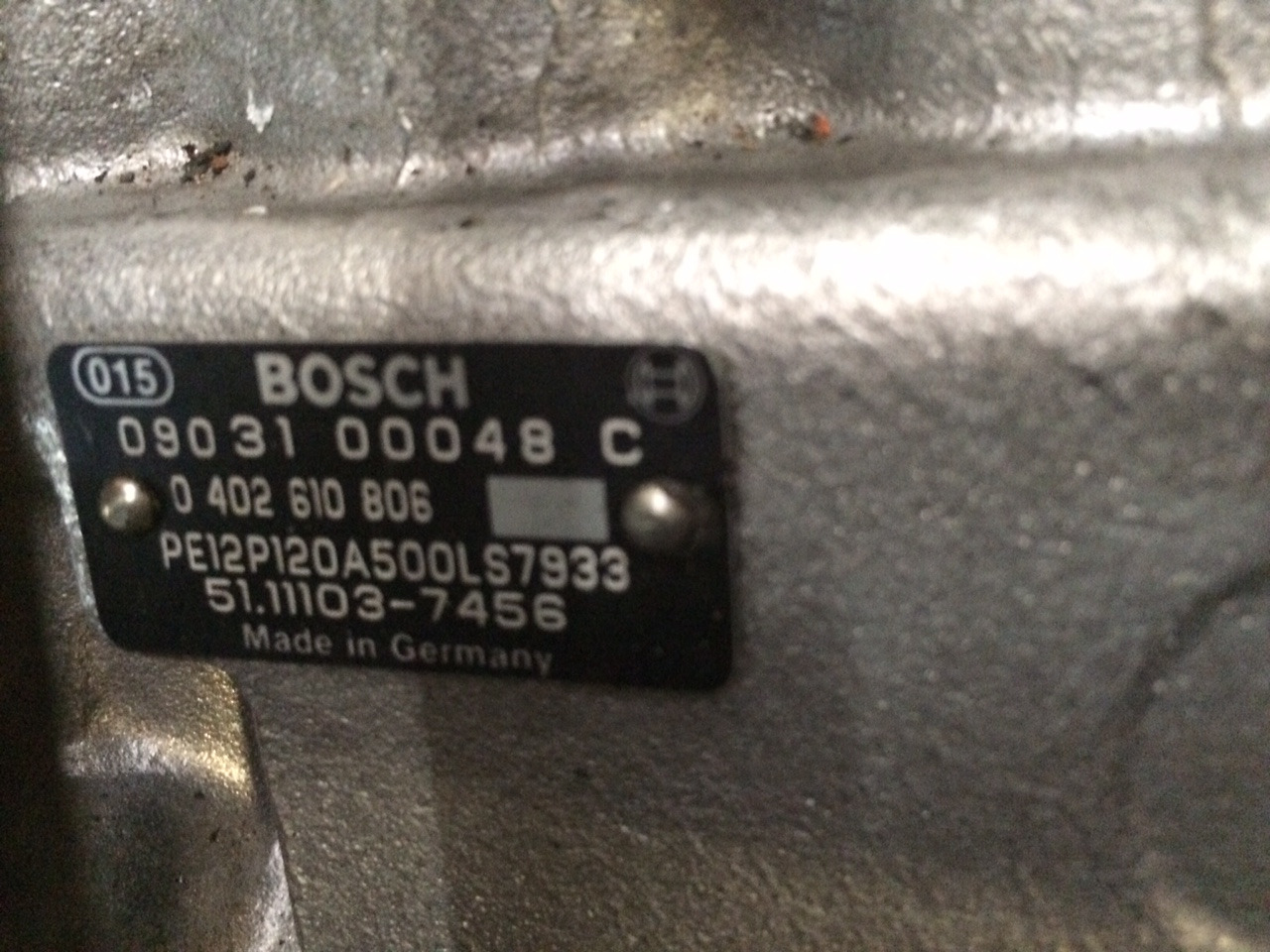 POMPA INIEZIONE MAN V12 - RIF. MAN 51111037456 - RIF. BOSCH 0402610806 - Pompe à carburant: photos 2 POMPA INIEZIONE MAN V12 - RIF. MAN 51111037456 - RIF. BOSCH 0402610806 - Pompe à carburant: photos 2