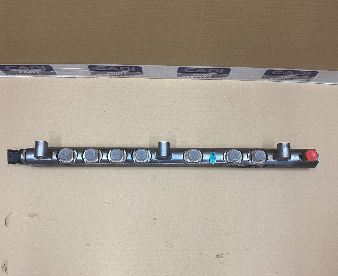 TUBO PRESSIONE COMMON-RAIL - RIF. BOSCH 0445226078 - RIF. MAN 51103116077 - Système de carburant: photos 2 TUBO PRESSIONE COMMON-RAIL - RIF. BOSCH 0445226078 - RIF. MAN 51103116077 - Système de carburant: photos 2