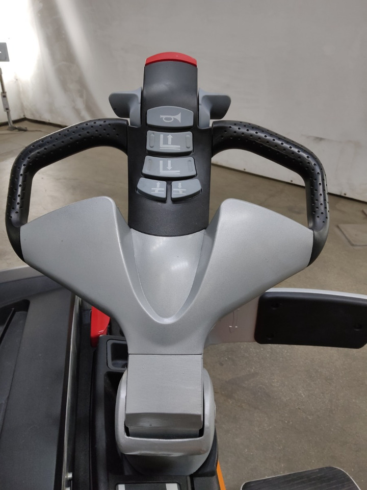 Still EXV-SF20I/BATT.NEU - Gerbeur: photos 3 Still EXV-SF20I/BATT.NEU - Gerbeur: photos 3