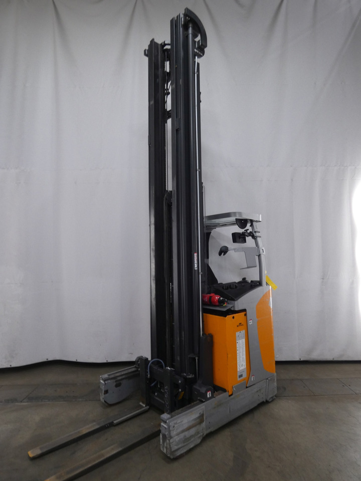 Still FM-X17 - Chariot à mât rétractable: photos 1 Still FM-X17 - Chariot à mât rétractable: photos 1