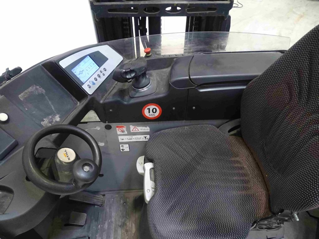 Still FM-X17 - Chariot à mât rétractable: photos 3 Still FM-X17 - Chariot à mât rétractable: photos 3