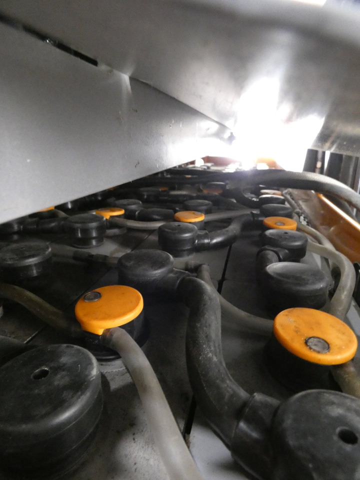 Still FM-X17 - Chariot à mât rétractable: photos 4 Still FM-X17 - Chariot à mât rétractable: photos 4