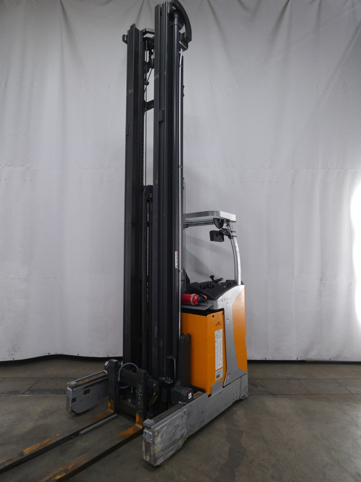 Still FM-X17 - Chariot à mât rétractable: photos 1 Still FM-X17 - Chariot à mât rétractable: photos 1