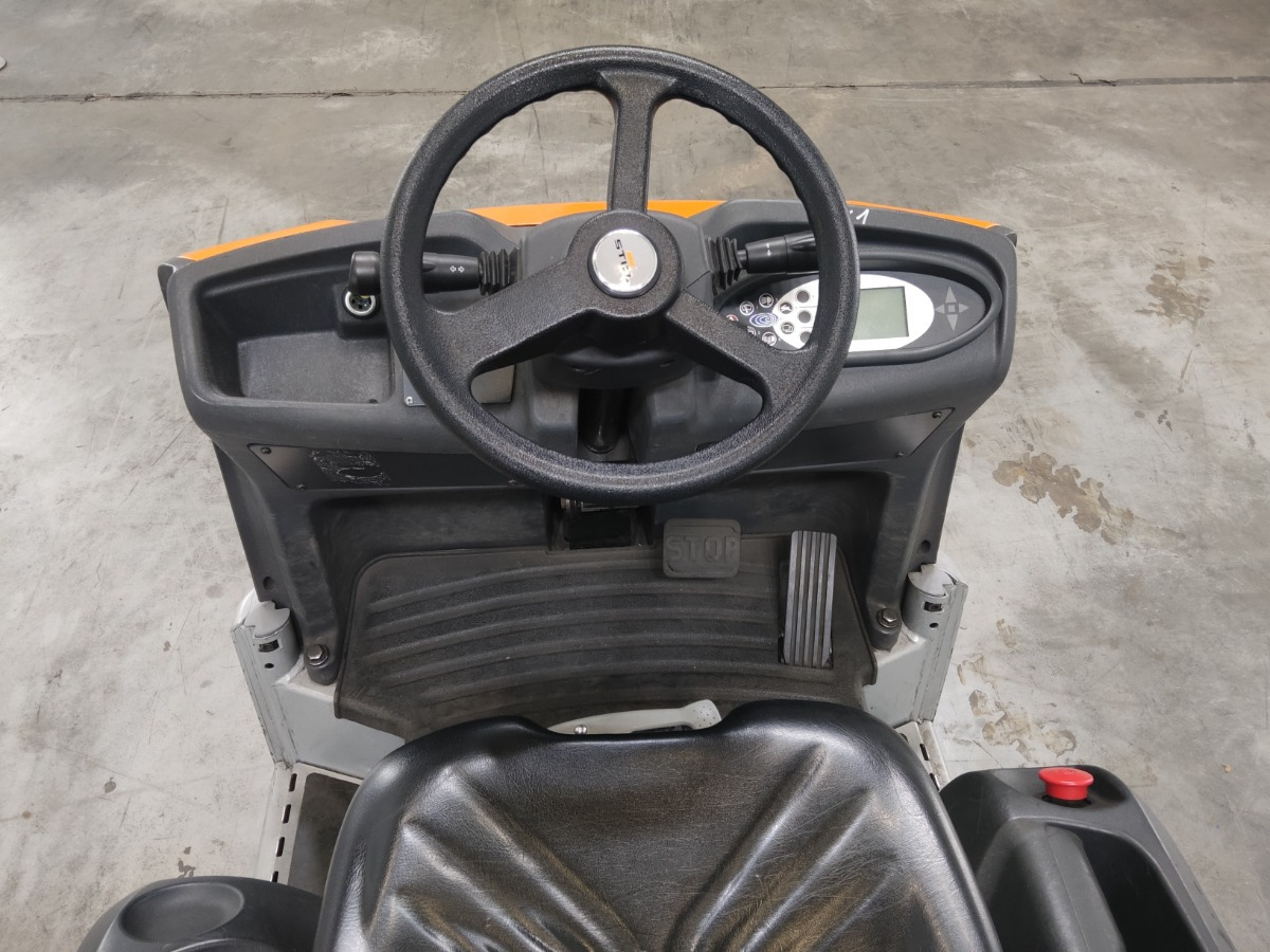 Still LTX70 - Chariot tracteur: photos 3 Still LTX70 - Chariot tracteur: photos 3