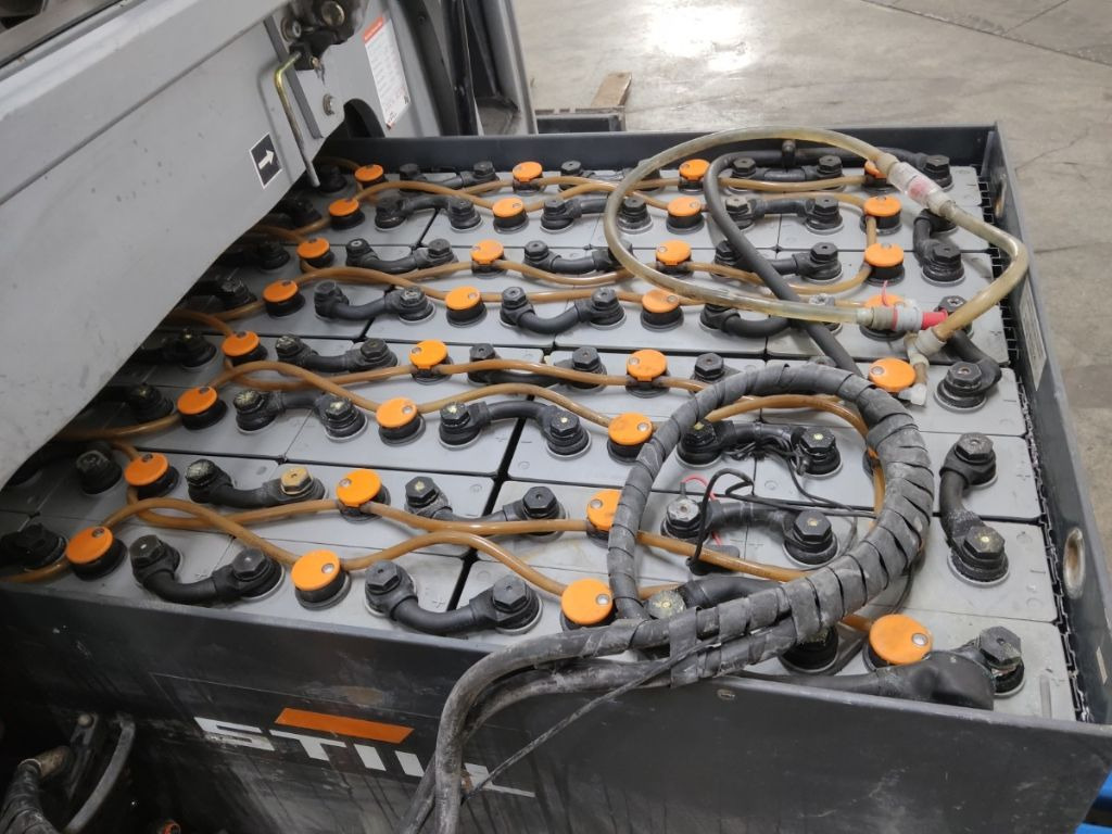 Still RX60-25 - Chariot élévateur électrique: photos 4 Still RX60-25 - Chariot élévateur électrique: photos 4