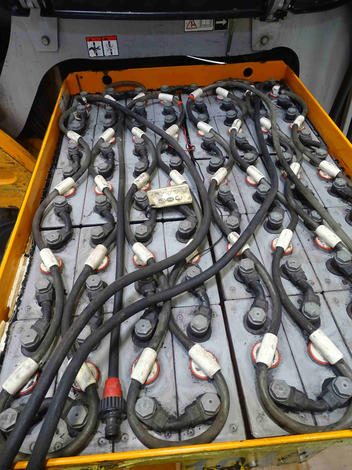 Still RX60-25 - Chariot élévateur électrique: photos 4 Still RX60-25 - Chariot élévateur électrique: photos 4