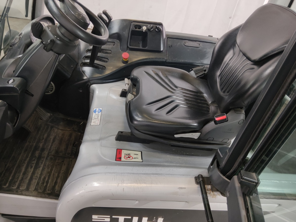 Still RX60-30L/600 - Chariot élévateur électrique: photos 3 Still RX60-30L/600 - Chariot élévateur électrique: photos 3