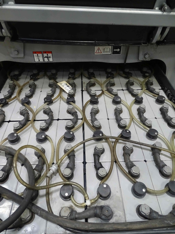 Still RX60-35 - Chariot élévateur électrique: photos 4 Still RX60-35 - Chariot élévateur électrique: photos 4