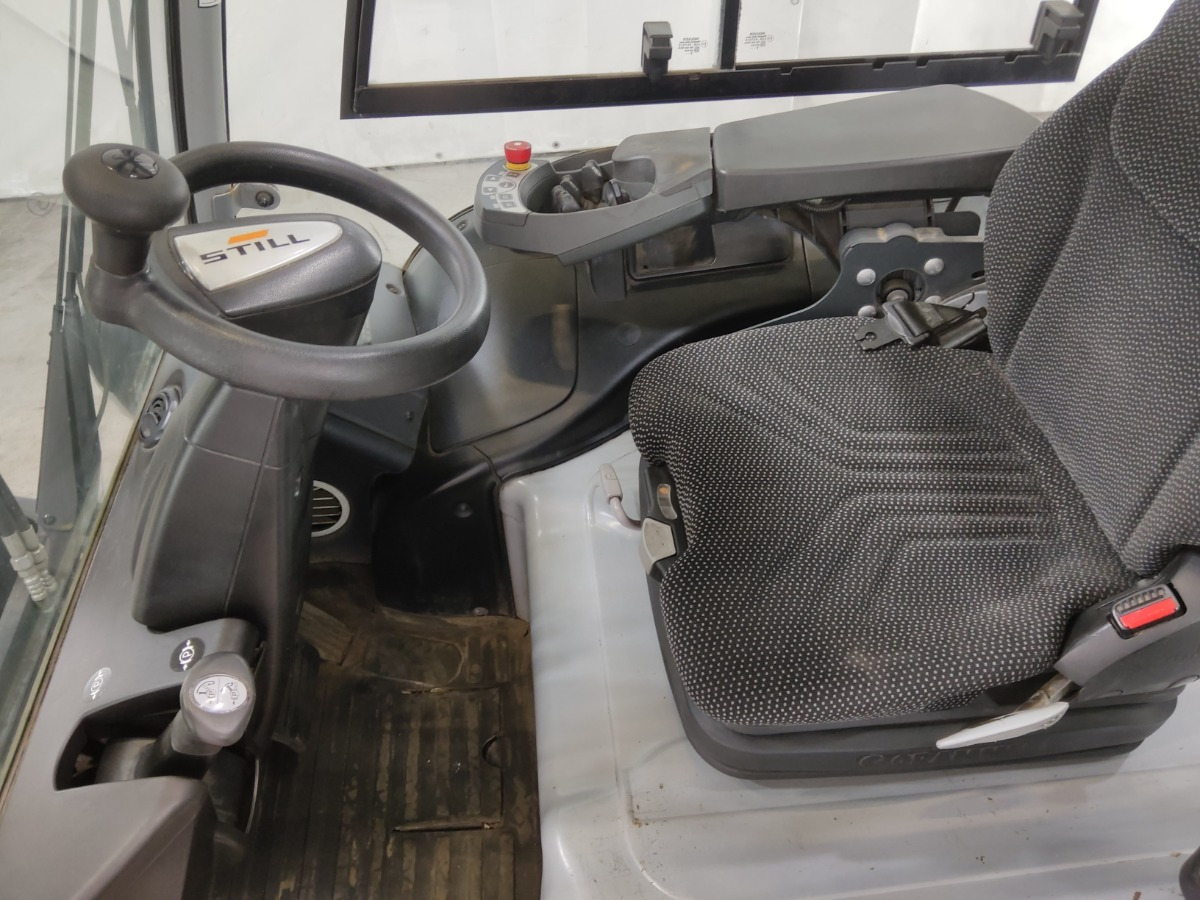 Still RX60-45 - Chariot élévateur électrique: photos 3 Still RX60-45 - Chariot élévateur électrique: photos 3