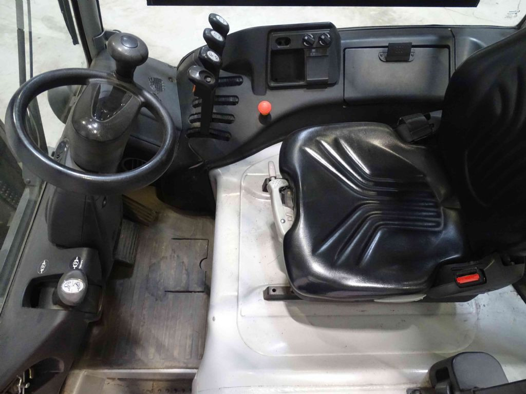 Still RX60-50 - Chariot élévateur électrique: photos 3 Still RX60-50 - Chariot élévateur électrique: photos 3