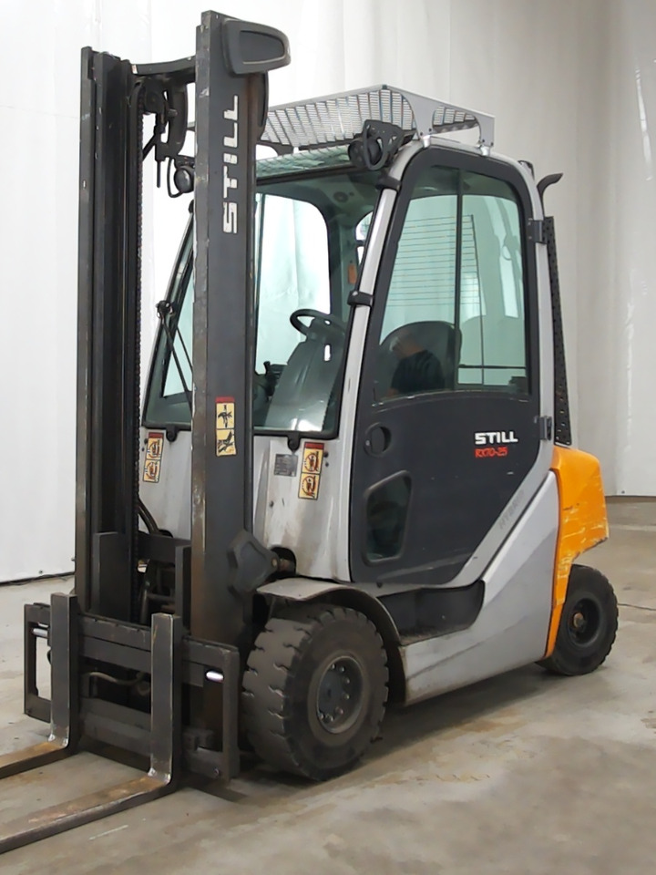 Still RX70-25 - Chariot élévateur diesel: photos 1 Still RX70-25 - Chariot élévateur diesel: photos 1