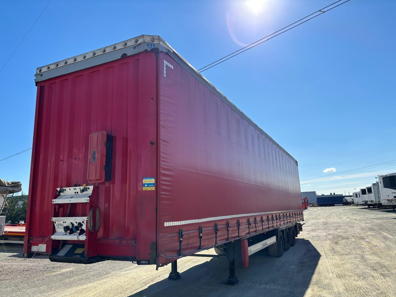 Semi-remorque rideaux coulissants neuf Krone SD