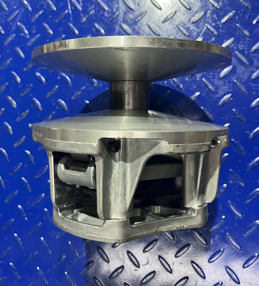 John Deere AM146949 - Embrayage et pièces pour Moissonneuse-batteuse: photos 1 John Deere AM146949 - Embrayage et pièces pour Moissonneuse-batteuse: photos 1