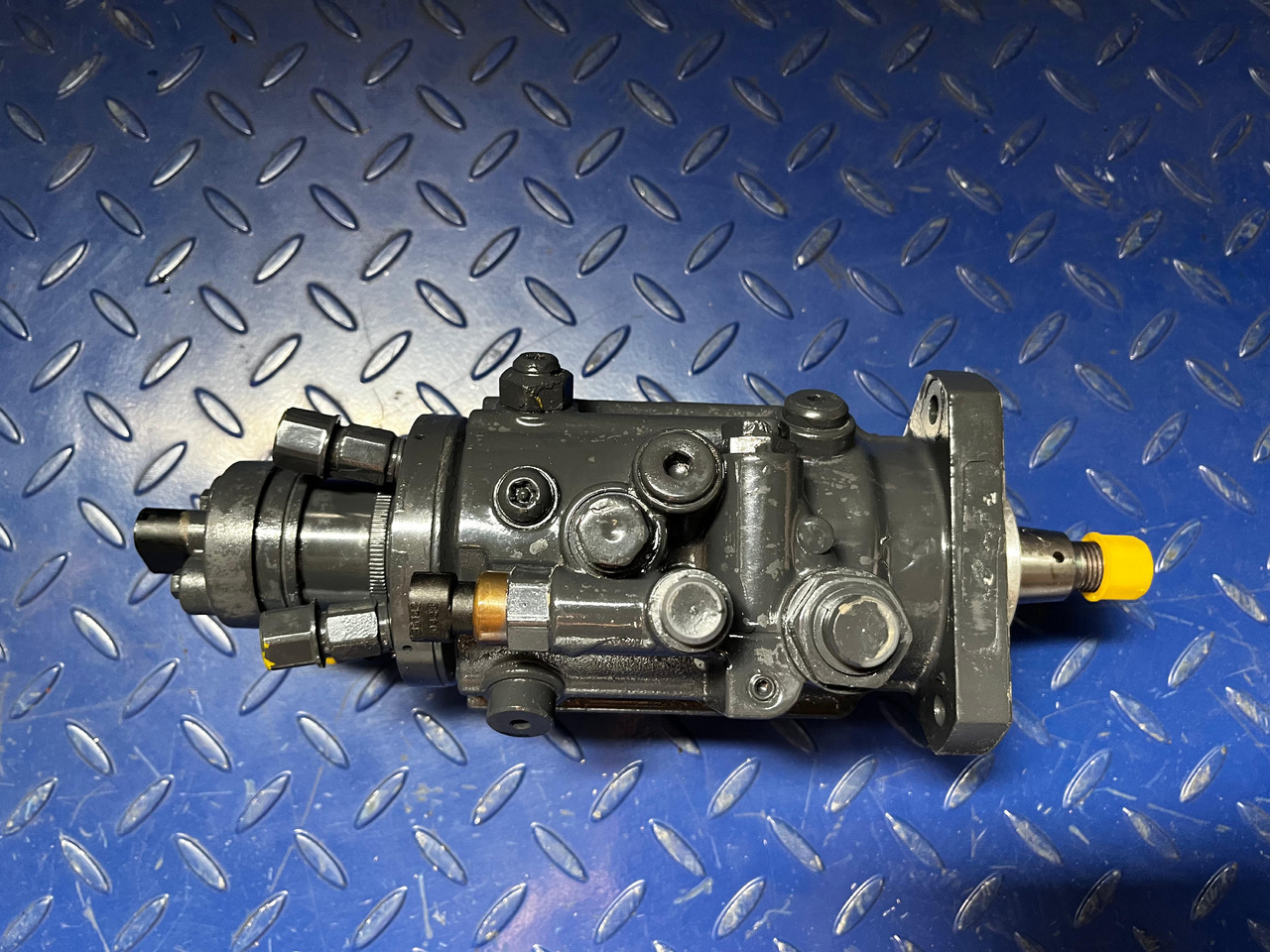 John Deere NEW Injection Pump RE568070 - Moteur et pièces pour Tracteur agricole: photos 1 John Deere NEW Injection Pump RE568070 - Moteur et pièces pour Tracteur agricole: photos 1